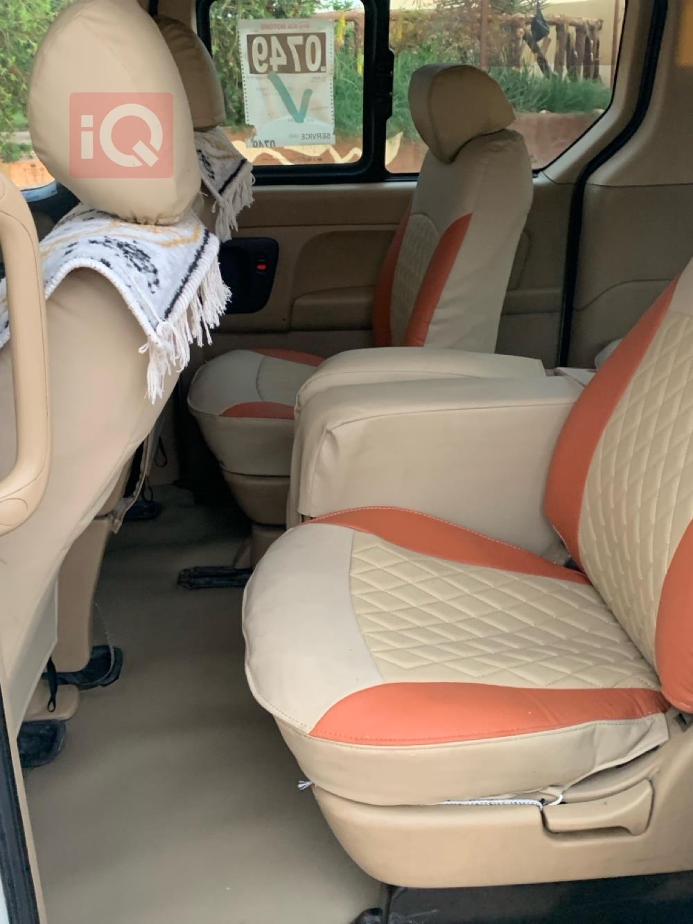 Hyundai Starex